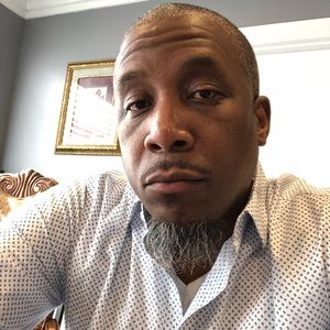 Meet your Posher, Theo